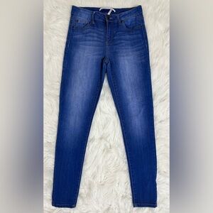 Celebrity Pink mid rise Skinny Jeans